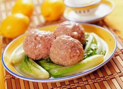 金陵丸子是什么地方的菜，怎么做