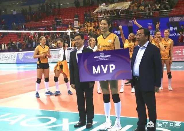 央视评论员、前国手李颖称“金软景跟朱婷已不是一个档次”,对此你如何评价?