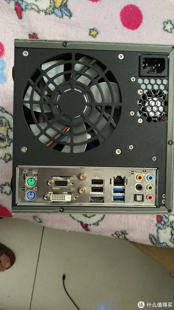 万由 U-NAS 硬件改造，不一样的高级玩法