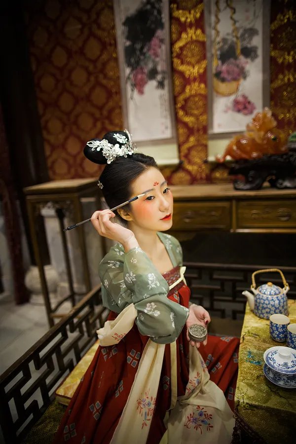 美人如玉之小玉妃的章节