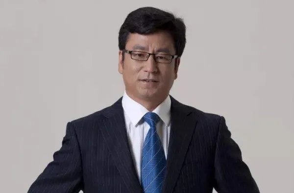 2012年伦敦奥运会，运动员入场仪式，日本队被工作人员请出运动场的画面，依然能回忆起……