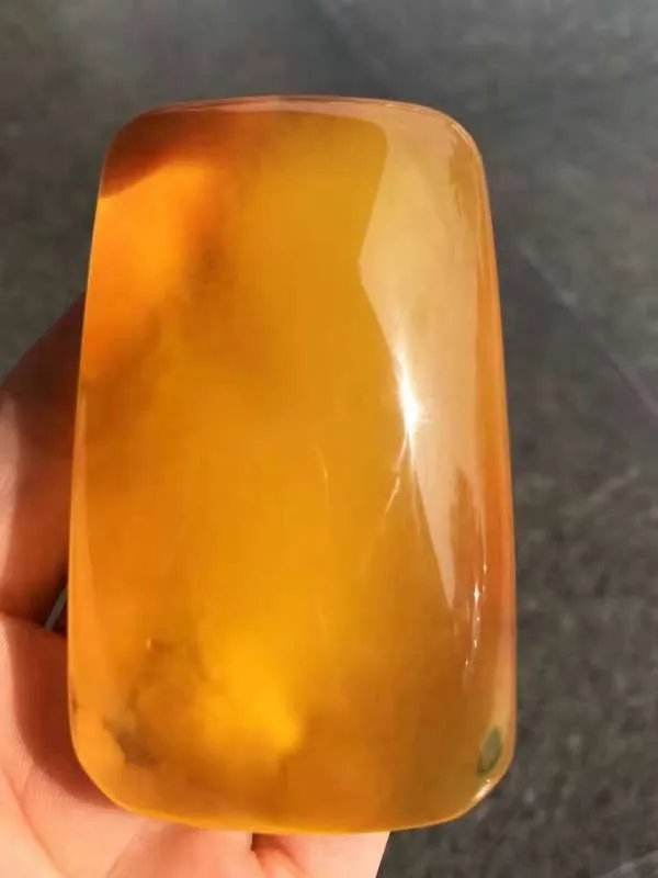 琥珀蜜蜡，你是怎么佩戴的，戴错了可是要出大事的