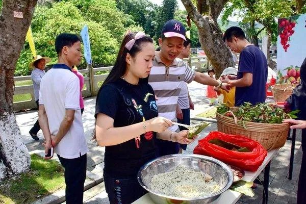 如何看待4年获奖学金六万?