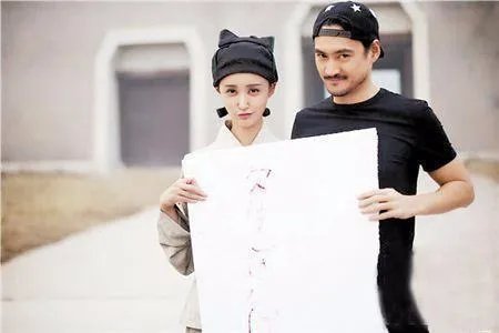 袁弘被夸为真正好男人，他到底都做了什么吗？