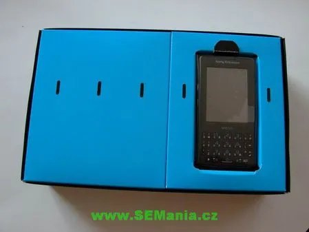 索爱M608本月登陆ZOL 欧版M600多图先赏