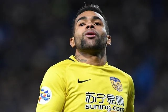 卡尔德克即将完成归化，特谢拉却不断抬高价格，他后悔了吗？