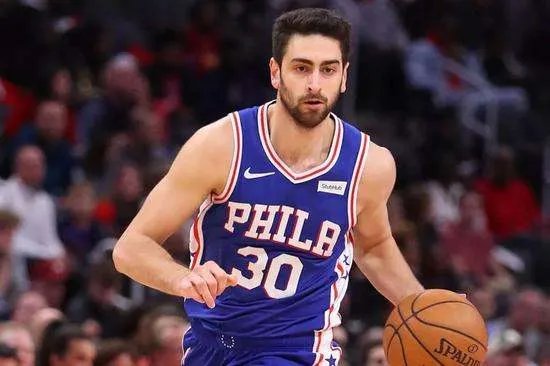 费城76人队的“死 亡 五 大”问题被谁解决了?