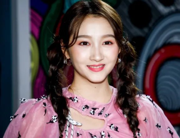 奶茶公司澄清关晓彤未参与经营,此事对当事人的影响有多大?