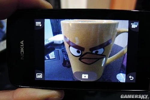 诺基亚Asha 305/311评测 非智能也有3寸触控屏幕