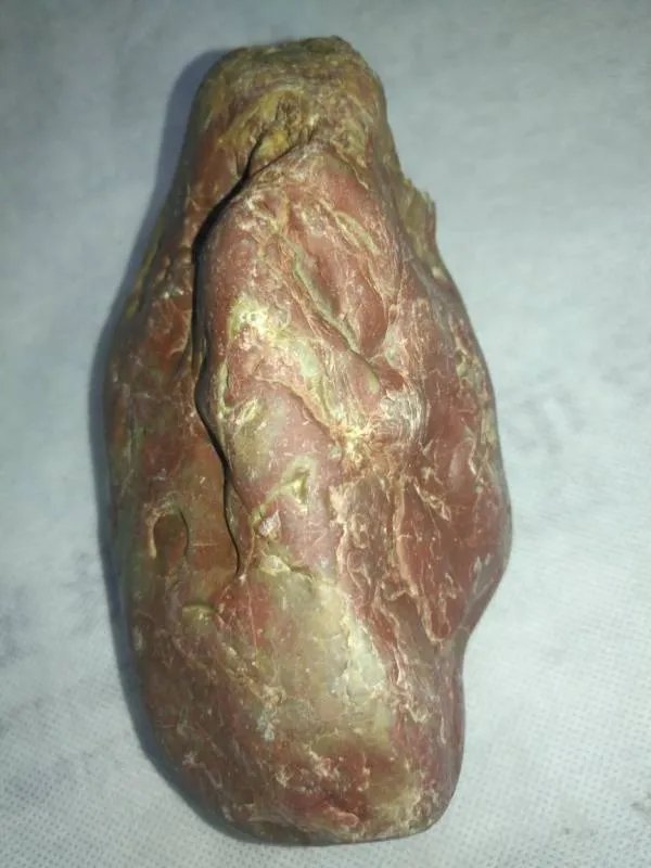 懂行的请指示一下这是什么红石头？