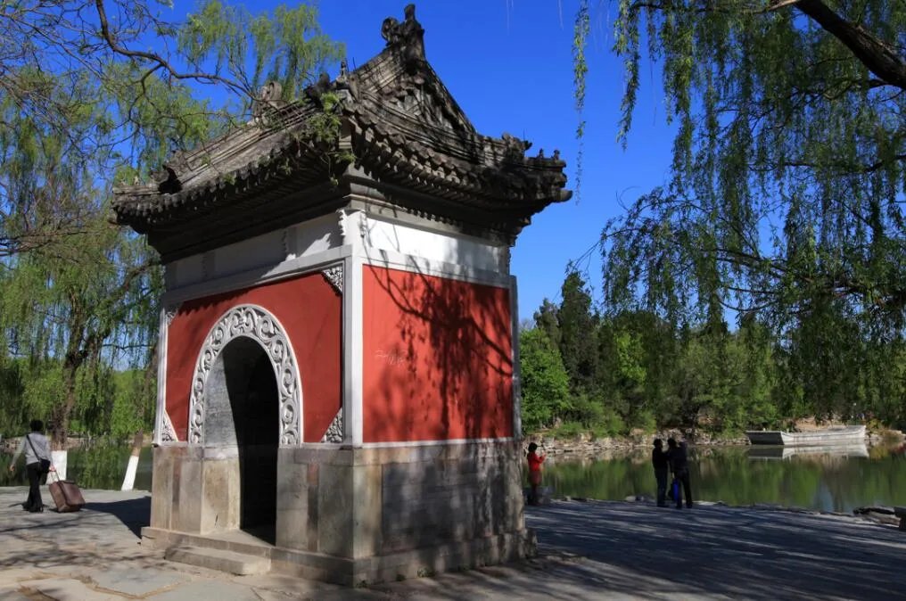 北大男老师被举报的背后,整件事情的细节是什么?