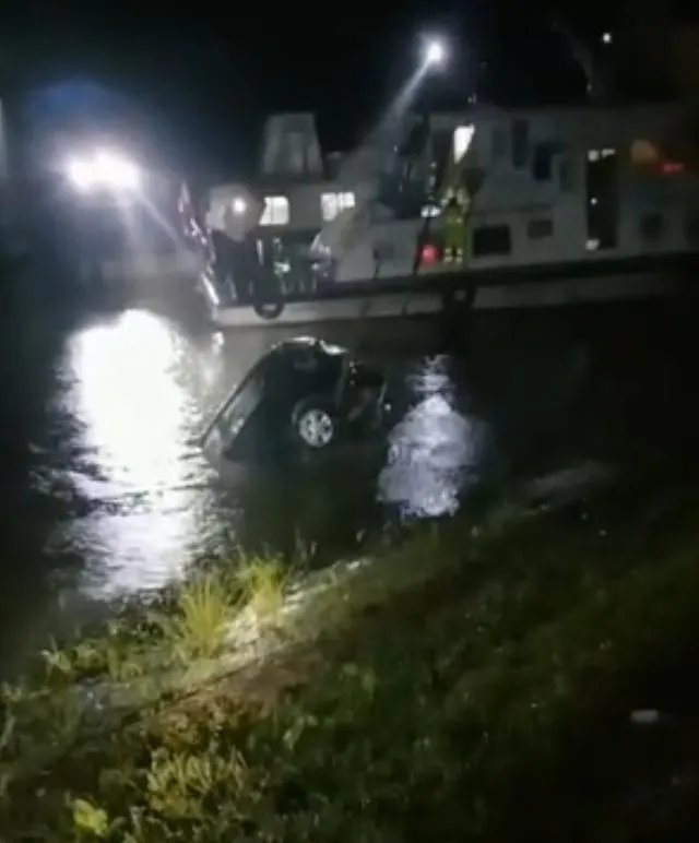 湖南益阳一防汛干部坠河遇难