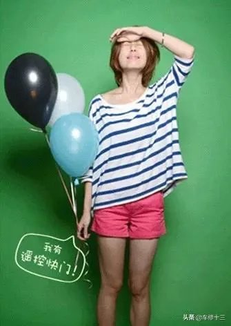 自拍摄影要不要用架子和灯？怎么用？