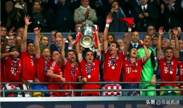 拜仁与霍芬海姆前锋西布签约3年，为什么德甲成拜仁后花园？