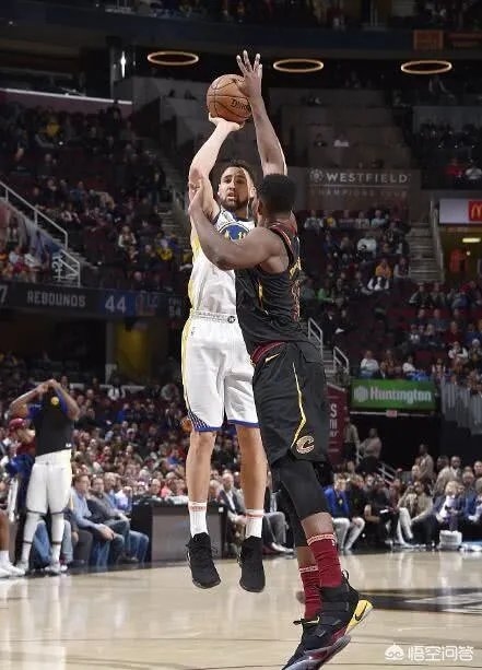 勇士129-105骑士，库里42+7+9，命中9记三分球，如何评价这场比赛？