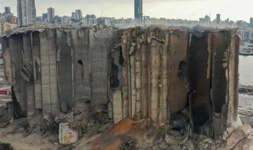 突发!黎巴嫩贝鲁特港大爆炸遗存谷仓部分坍塌,什么原因导致的?