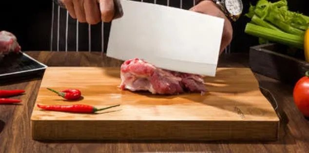 柳木菜板初次怎么处理