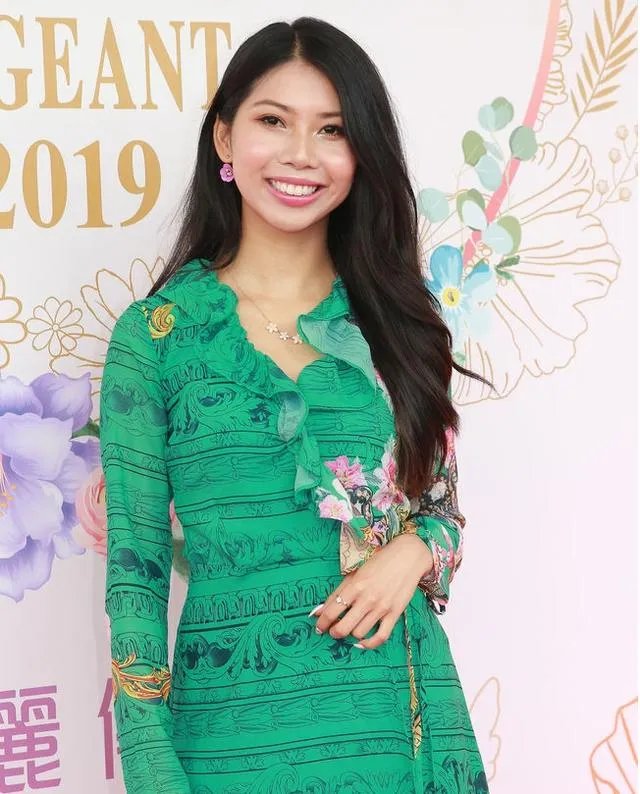 2019港姐选美第二轮面试照曝光,你关注了哪些选手?