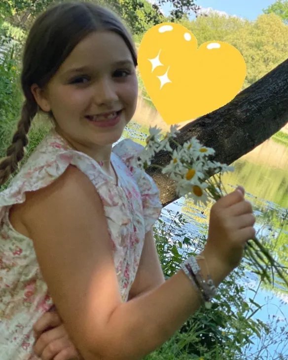 可可爱爱！贝克汉姆家最小的女儿“小七”长大了