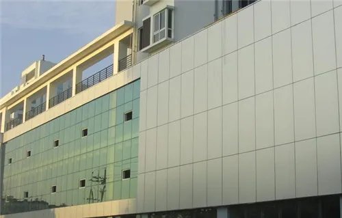 外墙铝塑板施工方法有几种