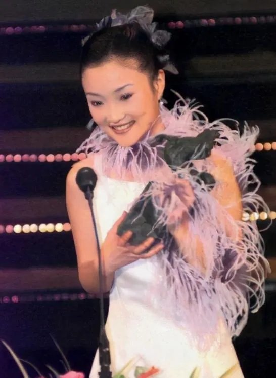 15年前高晓松是不是曾一语道破李小璐如今的婚姻状态?