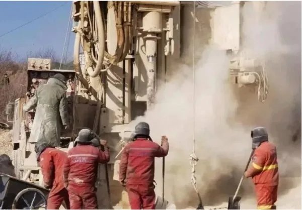 栖霞金矿10名被困矿工不幸遇难,你会为他们悼念吗?