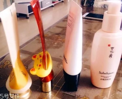 雅诗兰黛和后哪个好用？哪个更贵？