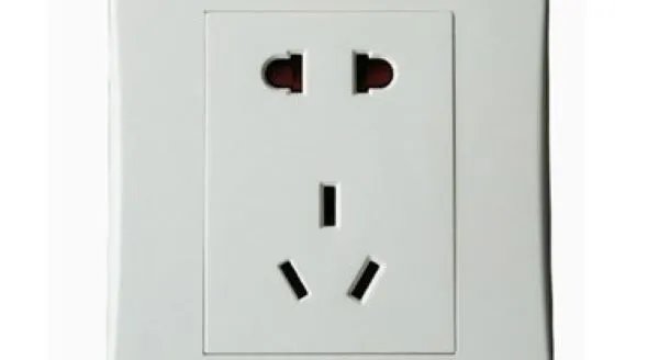 插座上的com是什么意思