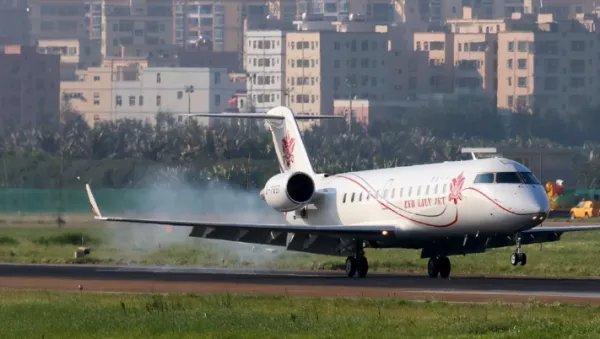 赵本山女儿球球直播征婚，为生娃不看钱，亲妈说房车彩礼全倒贴，你怎么看