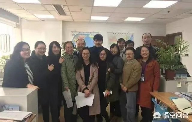 张杰入职上海大学电影学院担任教师，你怎么看？