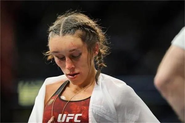 你怎么看张伟丽和乔安娜的赛事结果波兰人的反应？