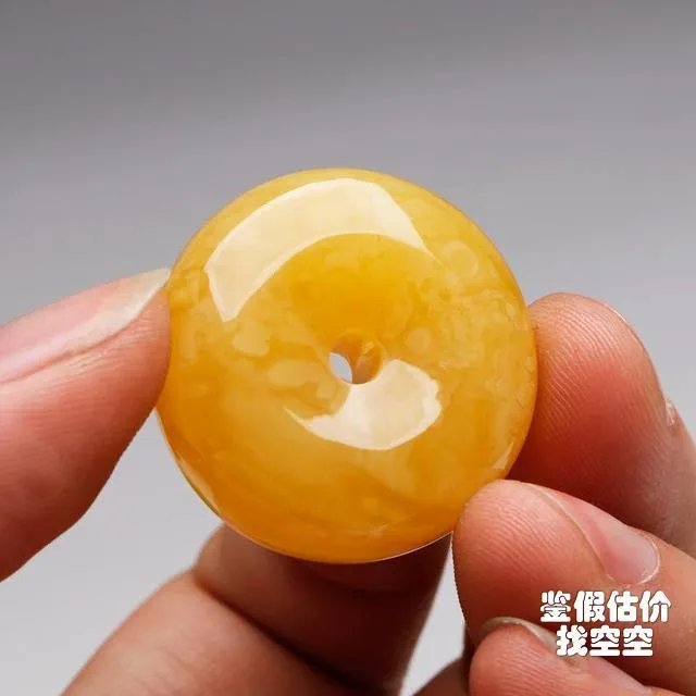 琥珀和蜜蜡真正的区别是什么?