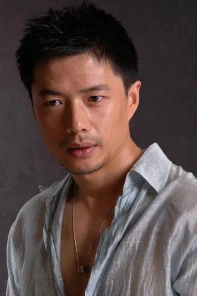 段奕宏是谁,怎么出名的?