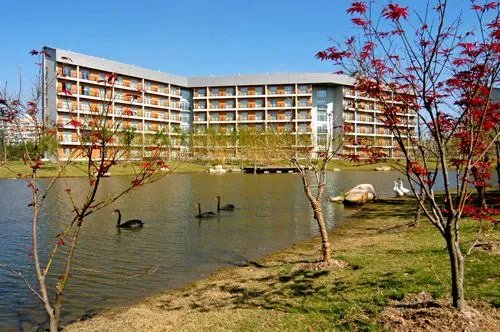 中国浦东干部学院的介绍