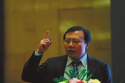 恒大地产聘请任泽平为首席经济学家,年薪高达税前1500万,怎么看?