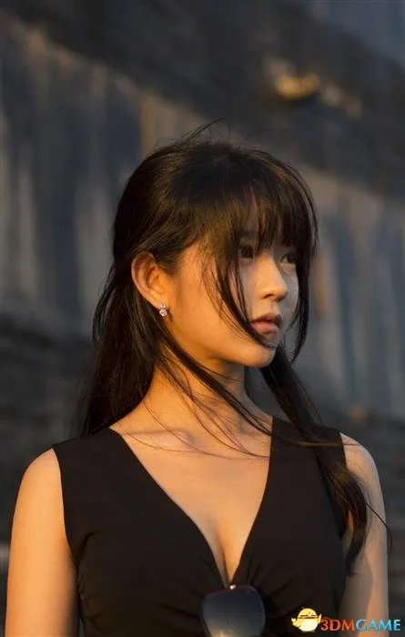 韩国清纯女孩爆红网络 网友感叹韩国医生医术精湛