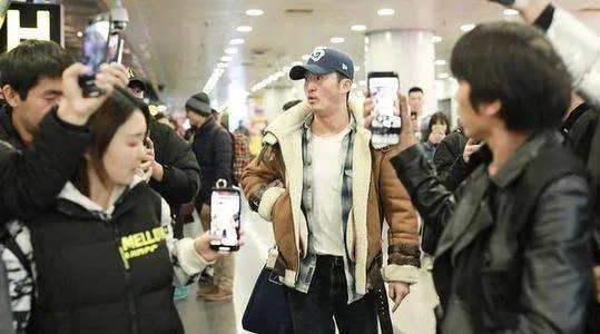 章子怡发文斥代拍，代拍究竟是一种怎样的职业？