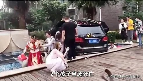 奔驰婚车撞亡两姐弟,夫妻事后慢慢下车完成婚礼,逃避受害家属,如何评价?