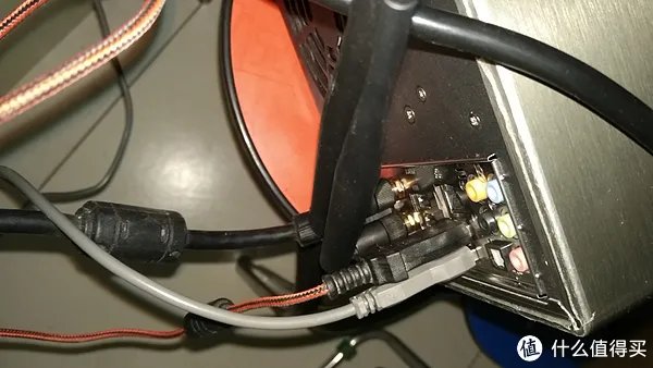 万由 U-NAS 硬件改造，不一样的高级玩法