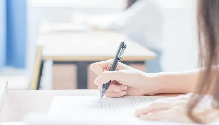 描写外貌的句子 描写一个人外貌的好句