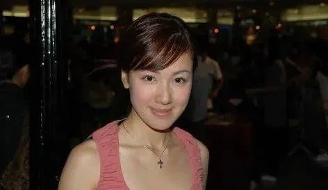 李诗韵老公是谁,李诗韵为什么改名