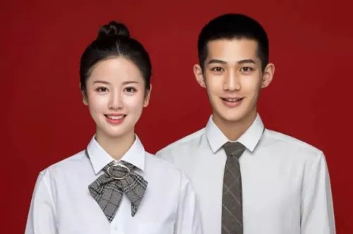 结婚登记照要几张几寸照片 结婚登记照在哪里照