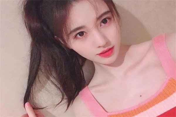 王思聪再次吃瓜鞠婧祎，难道真的是因为表白被拒耿耿于怀？