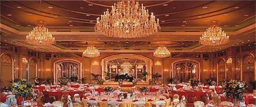 哈尔滨结婚酒店哪家好  哈尔滨结婚酒店多少钱一桌