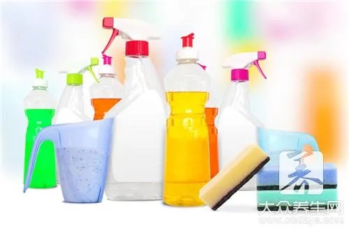 蜥蜴咬人吗有毒吗