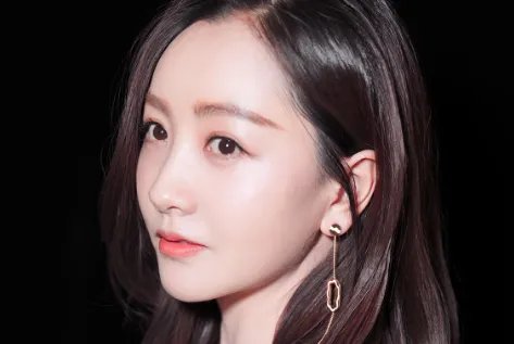 一年仅拍两部戏,却无人说她“耍大牌”,杨蓉为何这么佛系?