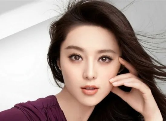 范冰冰跟男人睡图片曝光 大尺度图片遭曝