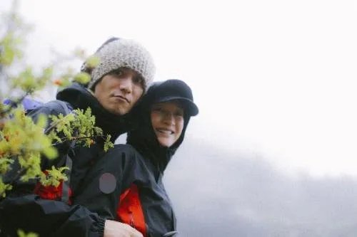 陈坤周迅两人是什么关系？