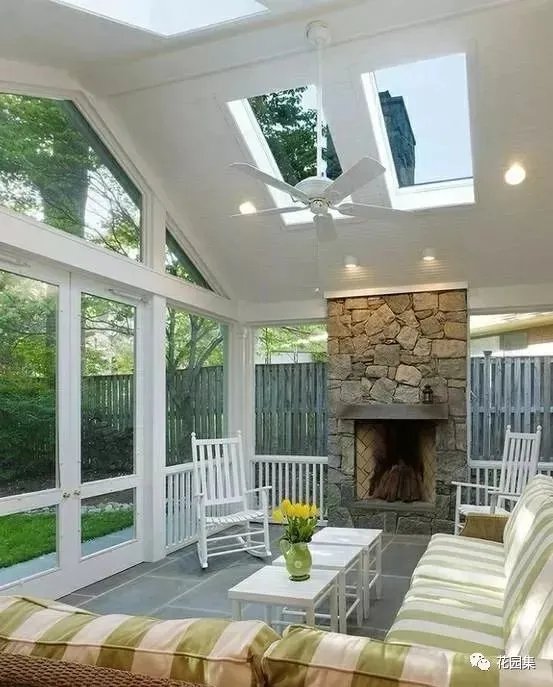 花园里有一间阳光房,美了这个灿烂的季节