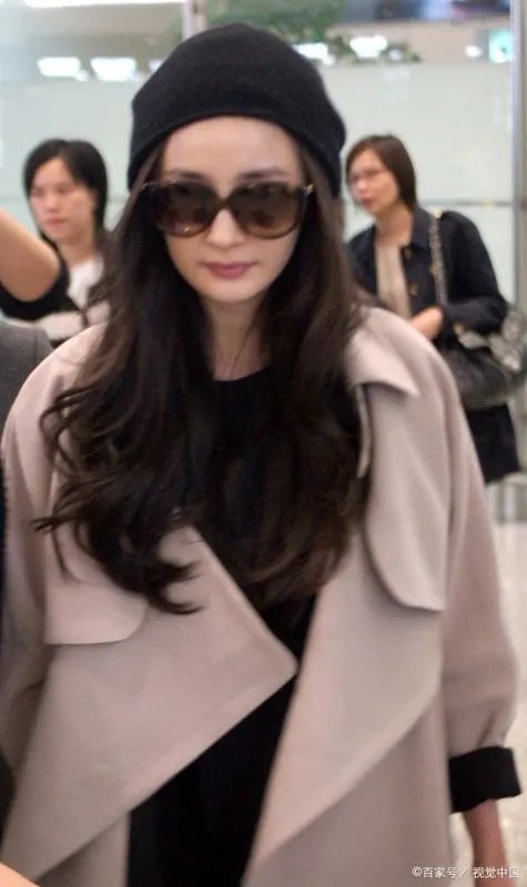 杨幂自曝家里好几个人是清华的，她是在怎样的环境中长大的？